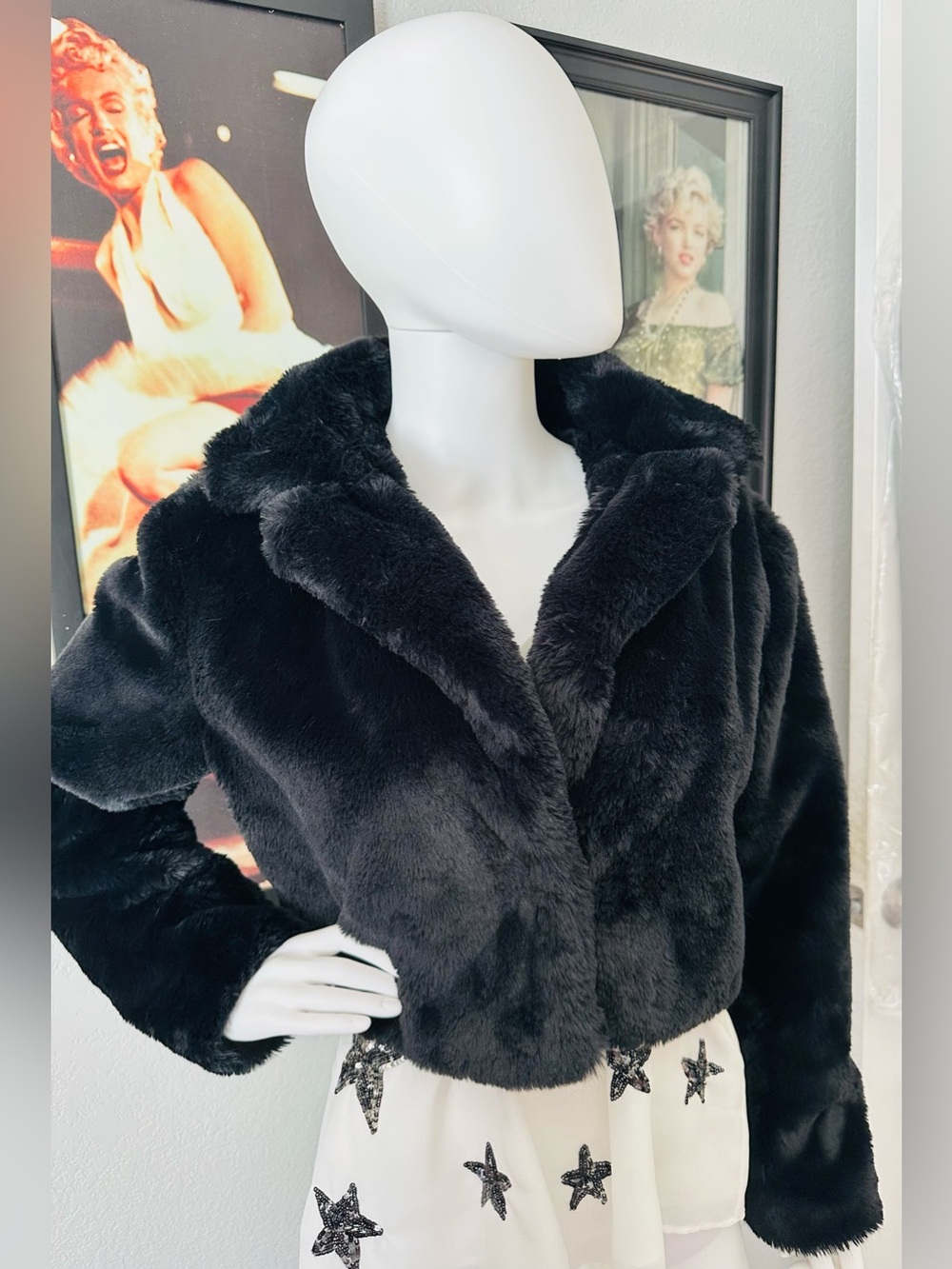 Forever 21 Black Faux Fur Cropped Teddy Jacket